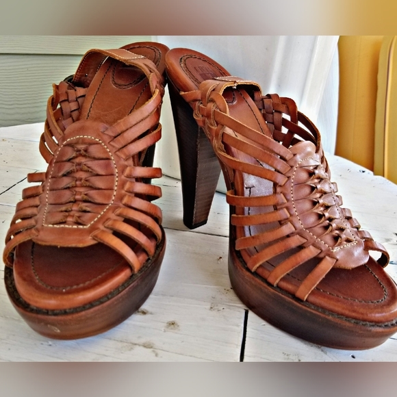 Frye Platform Sandals - Picture 2 of 5